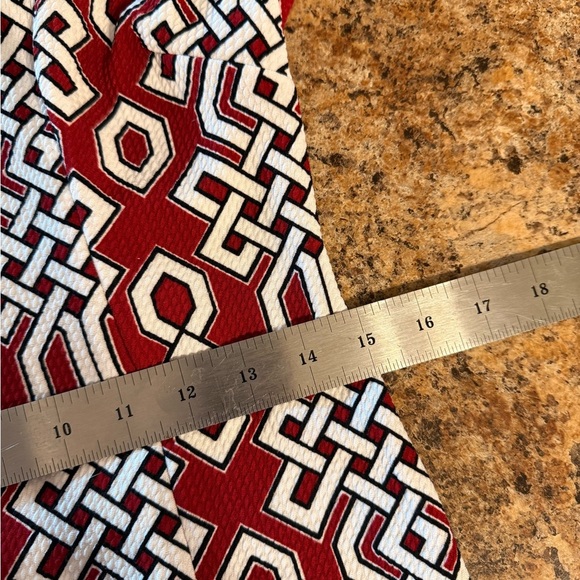 Karin Steven’s Women’s Dress Size 6 Red And White Geometric Pattern Sleeveless - Picture 12 of 16